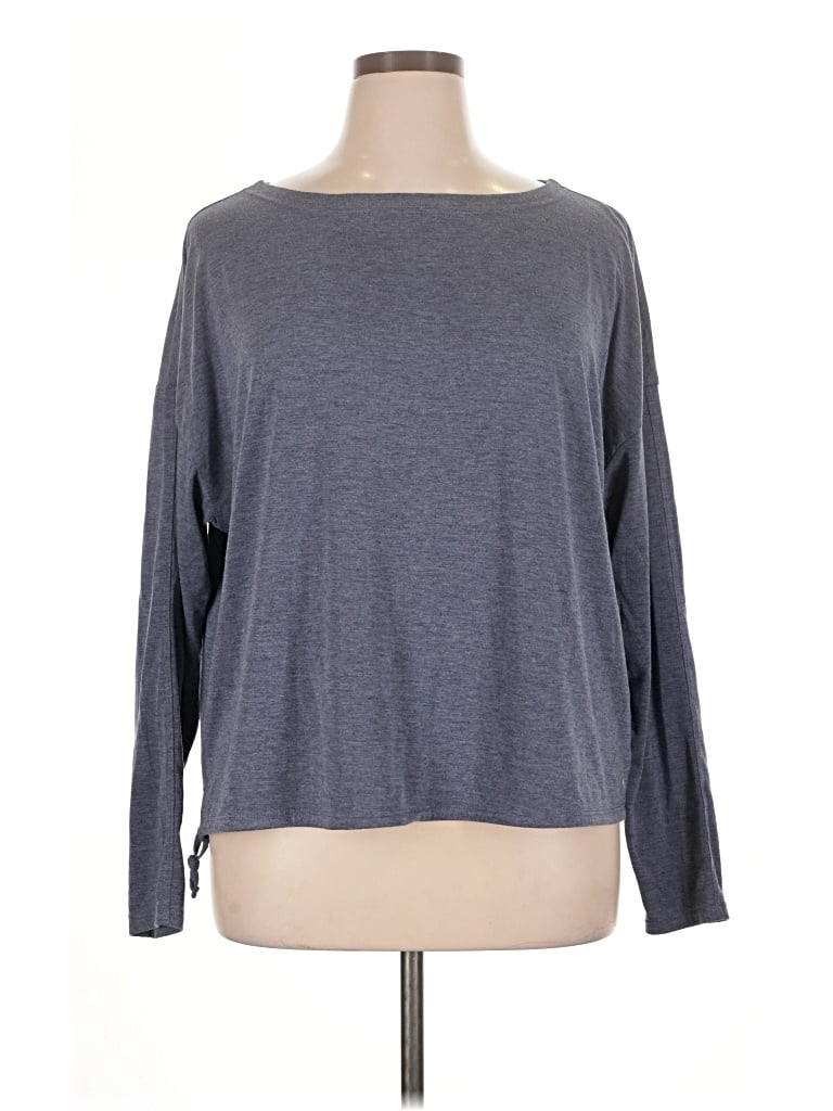 Pre-owned Apana Long Sleeve T-shirt In Gray