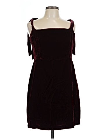 House of Harlow 1960 Cocktail Dress (view 1)