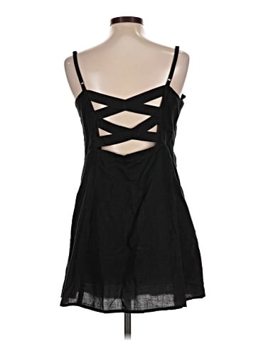 Urban Outfitters Casual Dress (view 2)