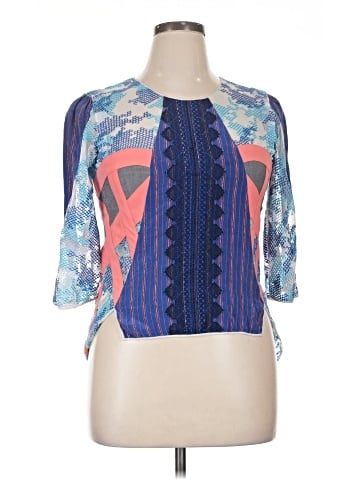 BCBGMAXAZRIA 3/4 Sleeve Top (view 1)