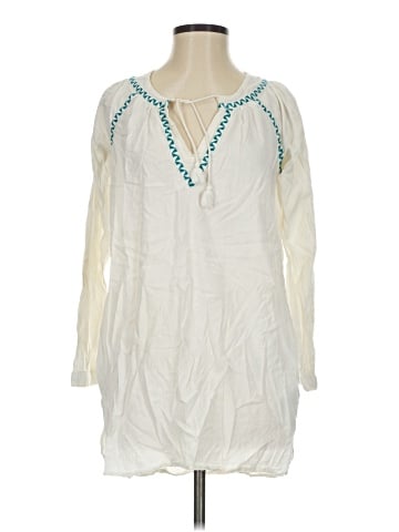 Roxy 3/4 Sleeve Blouse (view 1)