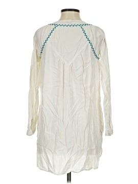 Roxy 3/4 Sleeve Blouse (view 2)