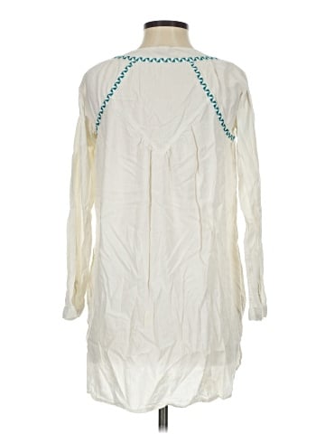 Roxy 3/4 Sleeve Blouse (view 2)