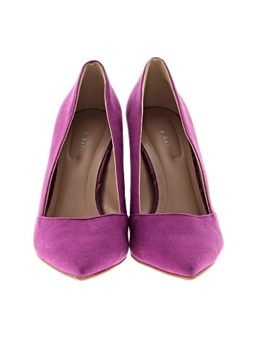 Kelly & Katie Heels (view 2)