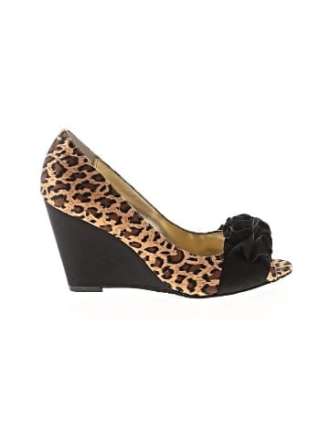 Nina Wedges (view 1)