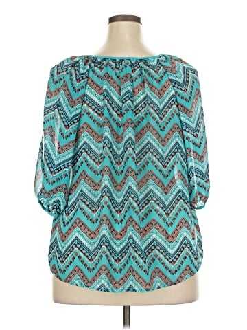 Eyeshadow 3/4 Sleeve T-Shirt (view 2)