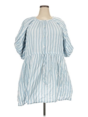 Old Navy Casual Dress (view 1)