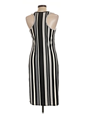 No Boundaries Casual Dress (view 2)
