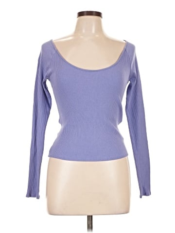 Urban Outfitters Long Sleeve T-Shirt (view 1)