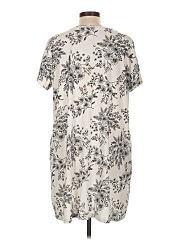 Croft & Barrow Casual Dress (view 2)