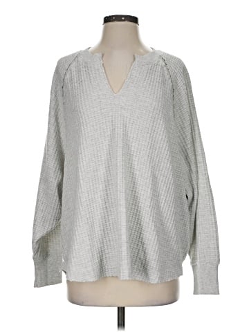 American Eagle Outfitters Pullover Sweater (view 1)