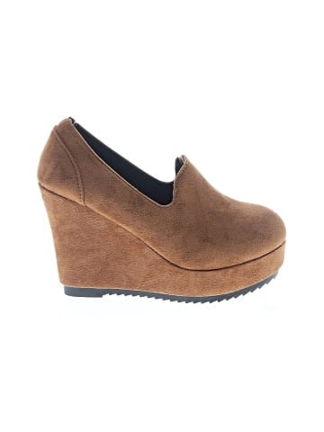 Unbranded Wedges (view 1)