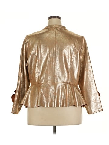 C. Wonder Jacket (view 2)