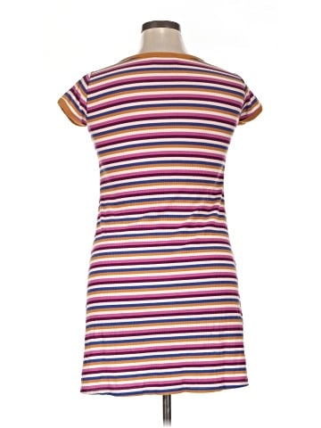 Old Navy Casual Dress (view 2)
