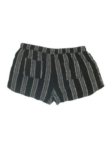 Universal Thread Shorts (view 2)