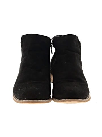 Seven7 Ankle Boots (view 2)