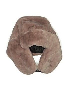 Area Stars Winter Hat