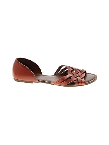 Universal Thread Sandals (view 1)