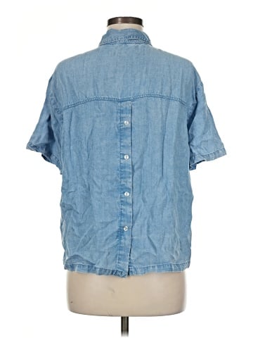 Jane and Delancey Short Sleeve Button-Down Shirt (view 2)