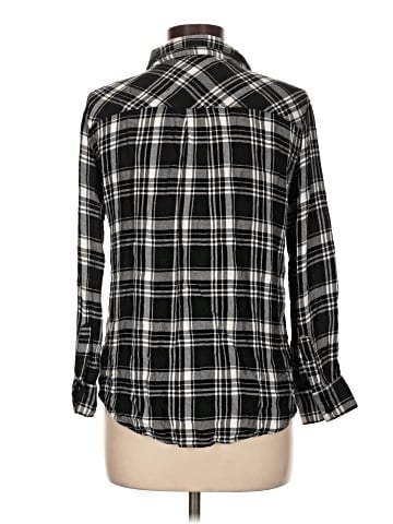 Olive and Oak 3/4 Sleeve Button-Down Shirt (view 2)