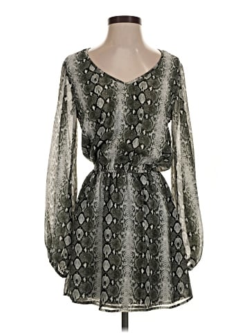 Show Me Your Mumu Casual Dress (view 1)