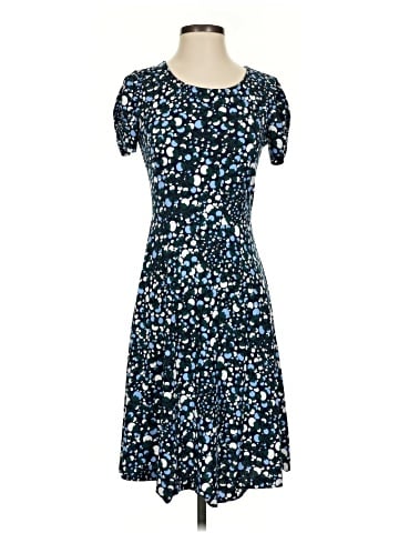 Lark & Ro Casual Dress (view 1)
