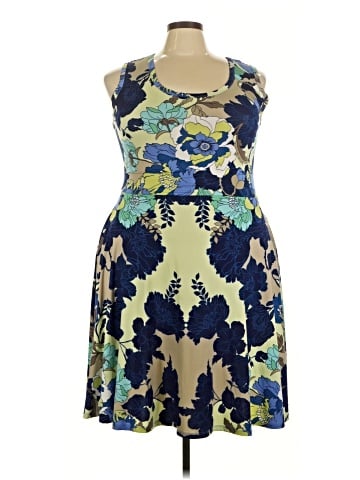 Lularoe Cocktail Dress (view 1)