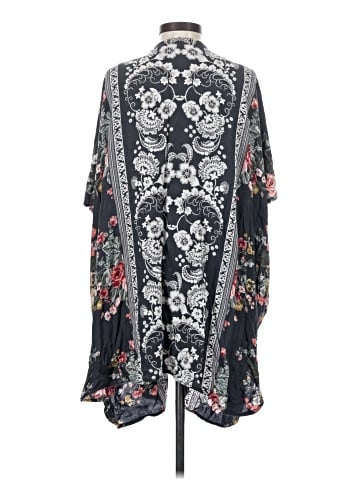 Angie Kimono (view 2)