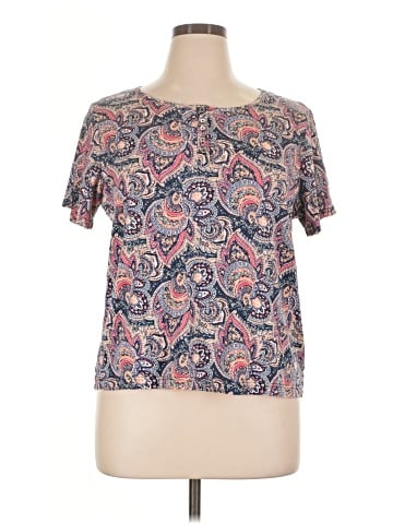 Croft & Barrow Short Sleeve T-Shirt (view 1)