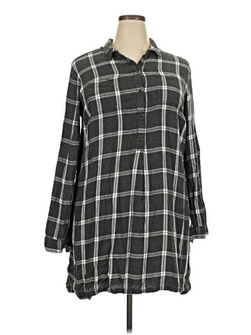 Old Navy Casual Dress (view 1)