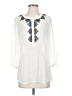 Outback Red 100% Polyester Ivory 3/4 Sleeve Blouse Size XS - photo 1