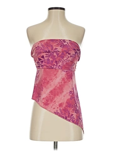 Urban Outfitters Sleeveless Top (view 1)