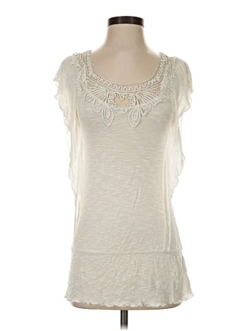 Romeo & Juliet Couture Short Sleeve Top (view 1)