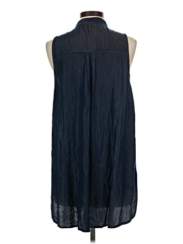 Cha Cha Vente Sleeveless Blouse (view 2)