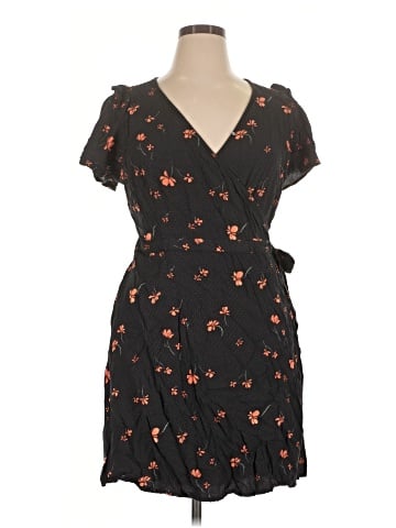Universal Thread Casual Dress (view 1)
