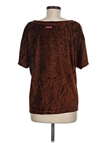 Hard Tail Short Sleeve Top (view 2)