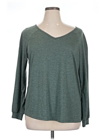 Shein Curve 3/4 Sleeve T-Shirt (view 1)