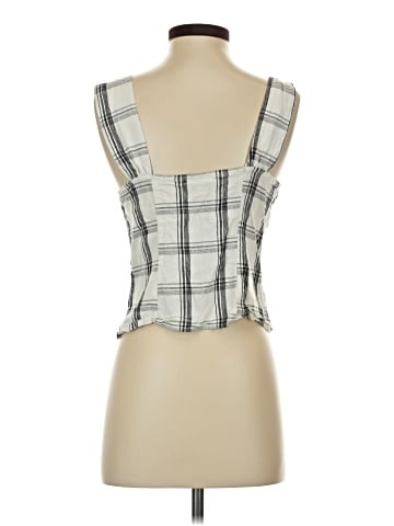 Weekend Sleeveless Blouse (view 2)
