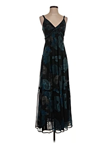 White House Black Market Cocktail Dress (view 1)