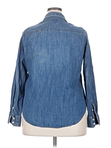 Universal Thread Long Sleeve Button-Down Shirt (view 2)