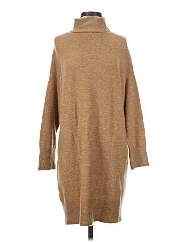 Lou & Grey Casual Dress (view 1)