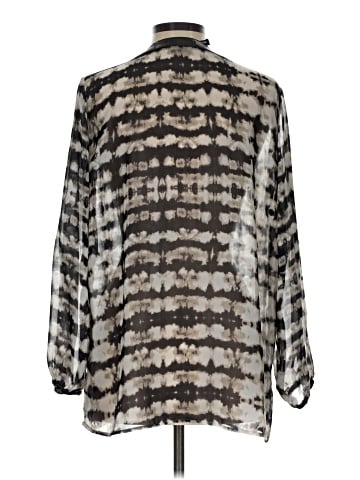 Cha Cha Vente Long Sleeve Blouse (view 2)