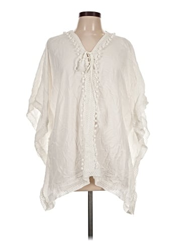 Bindya Poncho (view 1)