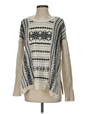 CAbi Pullover Sweater (view 1)