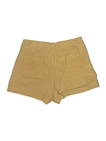 Universal Thread Khaki Shorts (view 2)