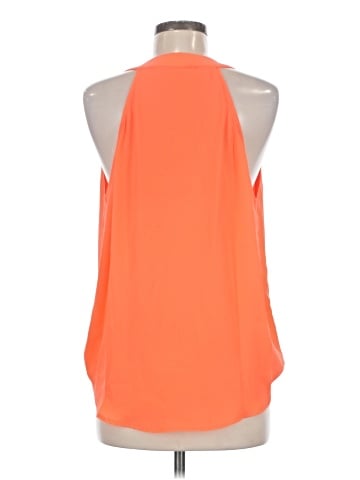 Single Sleeveless Blouse (view 2)