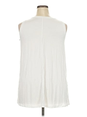 Lane Bryant Sleeveless T-Shirt (view 2)