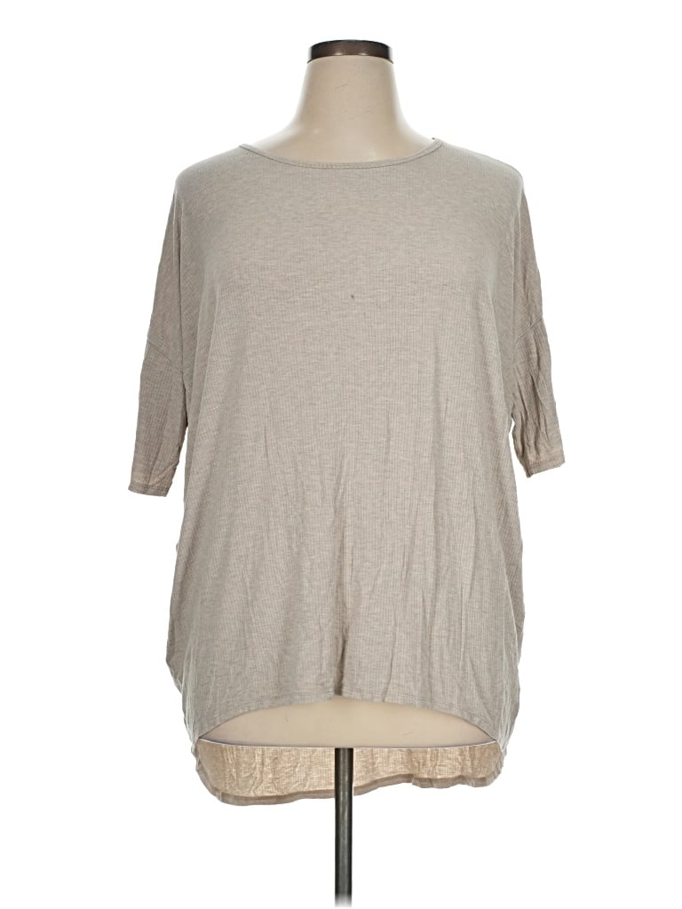 Pre-owned Lularoe 3/4 Sleeve T-shirt In Tan