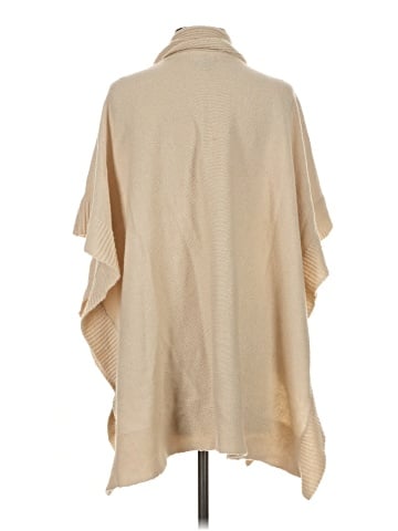 Alya Poncho (view 2)