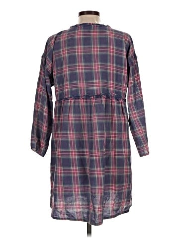 Hem & Thread 3/4 Sleeve Button-Down Shirt (view 2)